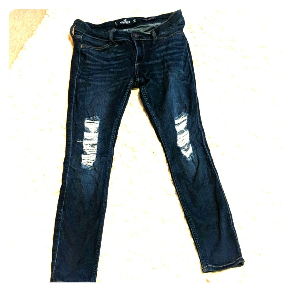 Hollister destroyed Jean legging